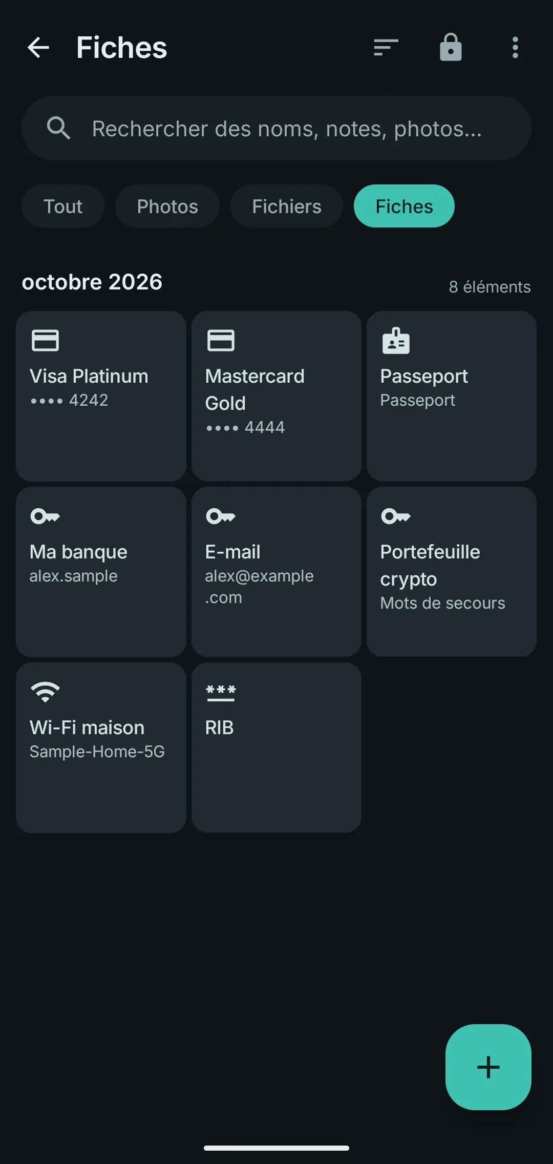 Cartes bancaires et mots de passe enregistrés dans le coffre